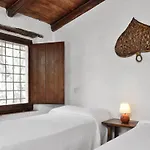 Fiori 1 Villa Is Molas